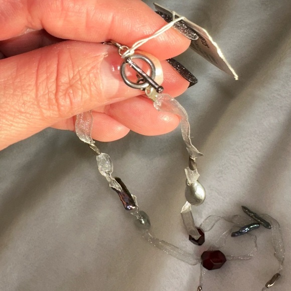 Sheer Ribbon necklace with murano glass beads and freshwater pearls - Picture 3 of 4